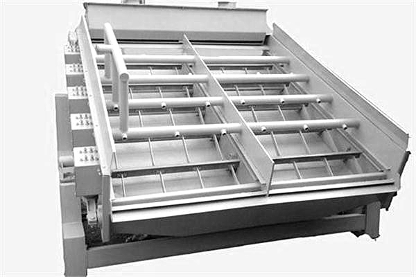 高頻振動篩的性能優勢講解
